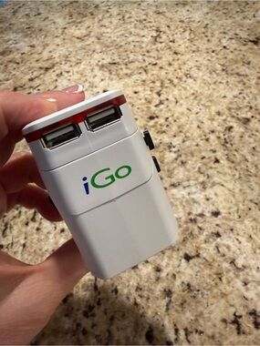 Dual USB Travel Charger Adapter - White